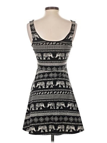 Forever 21 Casual Dress (view 2)