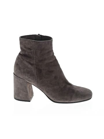 Vince. Ankle Boots (view 1)
