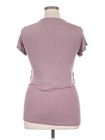Kindred Bravely Short Sleeve Top (view 2)