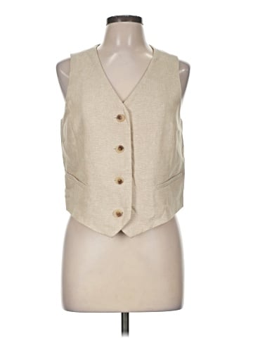 Old Navy Sleeveless Button-Down Shirt (view 1)