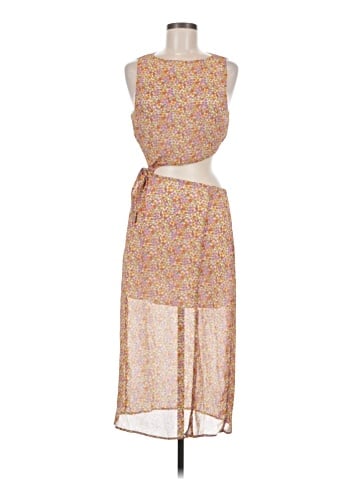 Le Lis Casual Dress (view 1)
