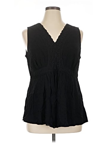 Torrid Sleeveless T-Shirt (view 1)