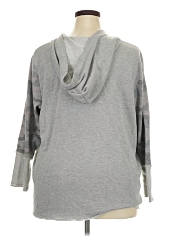 Active Poncho (view 2)