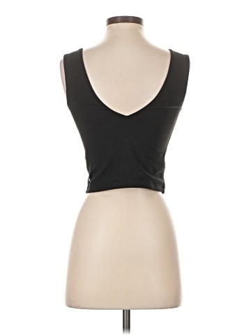 Old Navy Sleeveless T-Shirt (view 2)