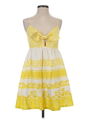 Alice + Olivia Casual Dress (view 1)