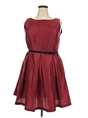 Danny And Nicole Cocktail Dress (view 1)