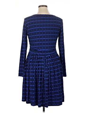 Old Navy Casual Dress (view 2)