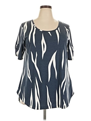 Lularoe Short Sleeve Blouse (view 1)