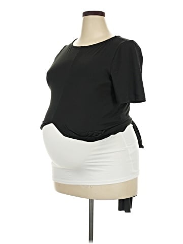 The Curve LA Short Sleeve T-Shirt (view 1)