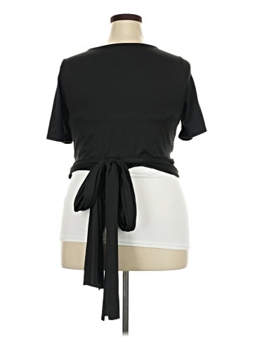 The Curve LA Short Sleeve T-Shirt (view 2)