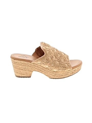Cliffs by White Mountain Wedges (view 1)