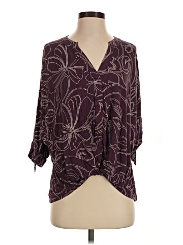 Akemi + Kin 3/4 Sleeve T-Shirt (view 1)
