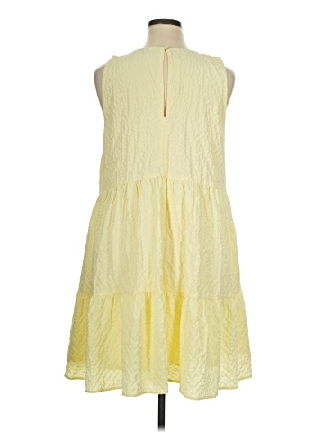 Abercrombie & Fitch Casual Dress (view 2)