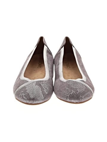 Vionic Flats (view 2)