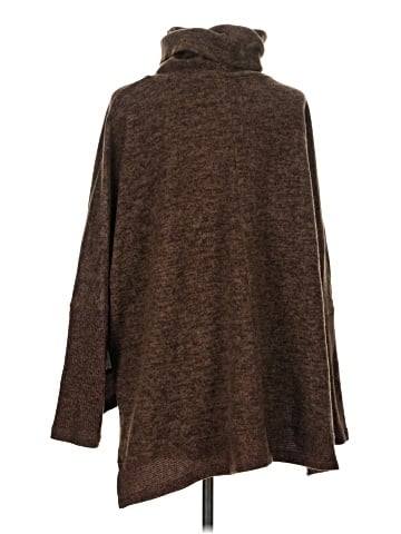 Versona Poncho (view 2)