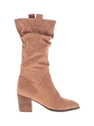 REPORT Boots (view 1)