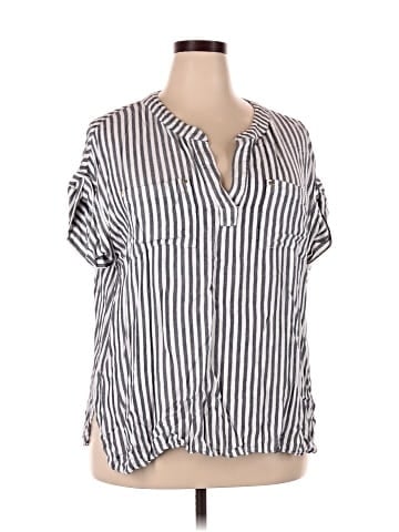 Jones New York Signature Short Sleeve Blouse (view 1)