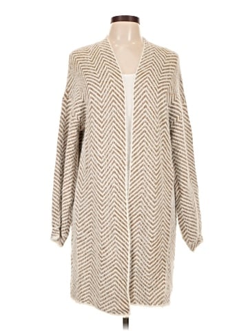 Angashion Cardigan (view 1)