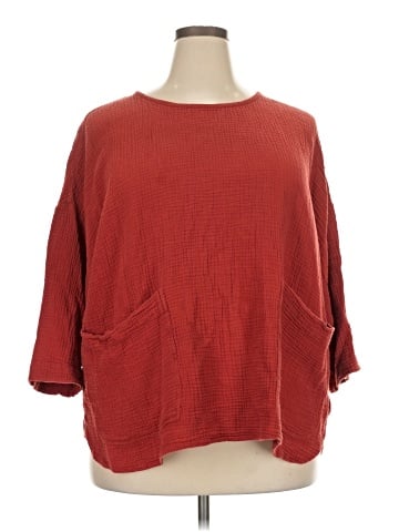 Jones & Co 3/4 Sleeve Top (view 1)