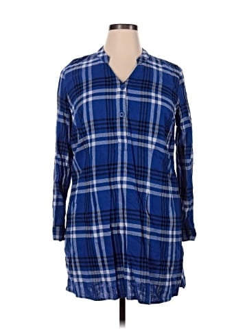 Lane Bryant Outlet 3/4 Sleeve Button-Down Shirt (view 1)