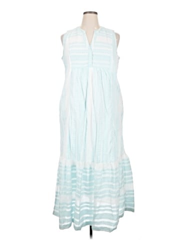 Crown & Ivy Casual Dress (view 1)