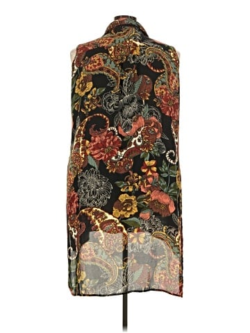 Spense Sleeveless Blouse (view 2)