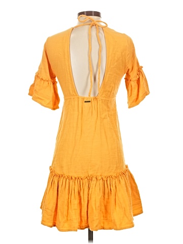 Billabong Casual Dress (view 2)