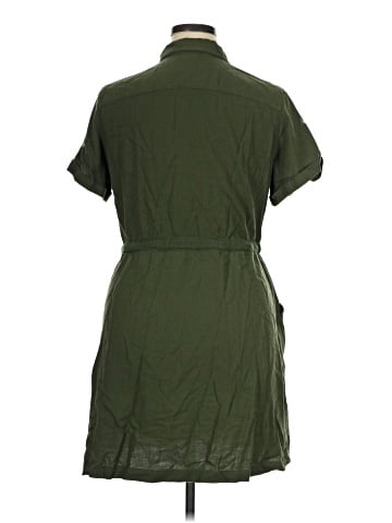 Croft & Barrow Casual Dress (view 2)