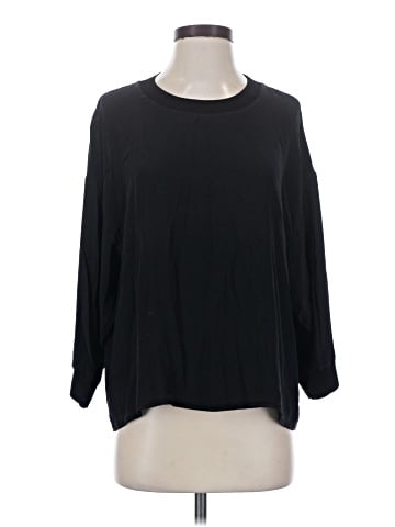 Vince. 3/4 Sleeve Top (view 1)