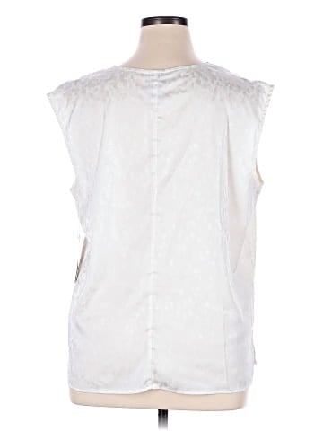 Worthington Sleeveless Blouse (view 2)