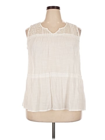 a.n.a. A New Approach Sleeveless Blouse (view 1)