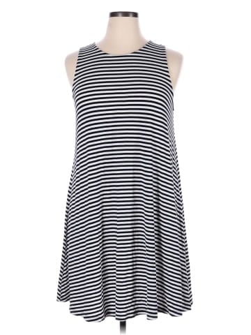 Old Navy Casual Dress (view 1)