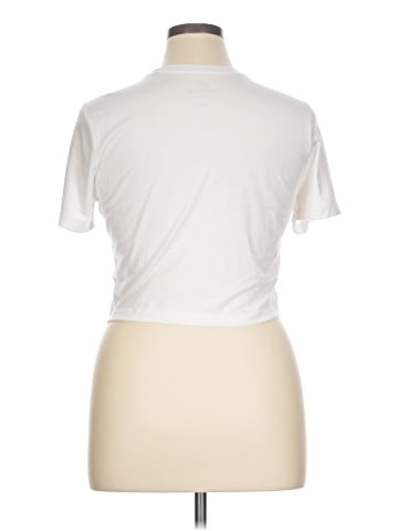 Nike Short Sleeve T-Shirt (view 2)