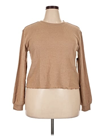 BB Dakota Long Sleeve Top (view 1)