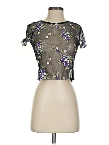 Urban Outfitters Short Sleeve T-Shirt (view 1)