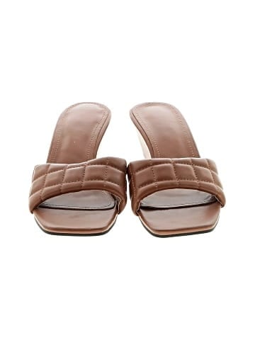 Unbranded Wedges (view 2)