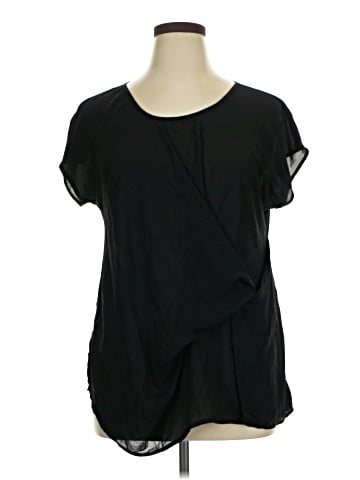 a.n.a. A New Approach Short Sleeve Blouse (view 1)