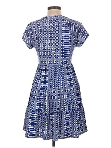 Urban Outfitters Casual Dress (view 2)