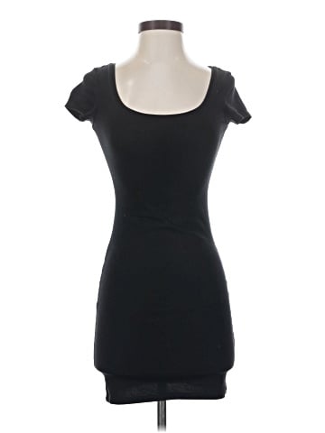 H&M Casual Dress (view 1)