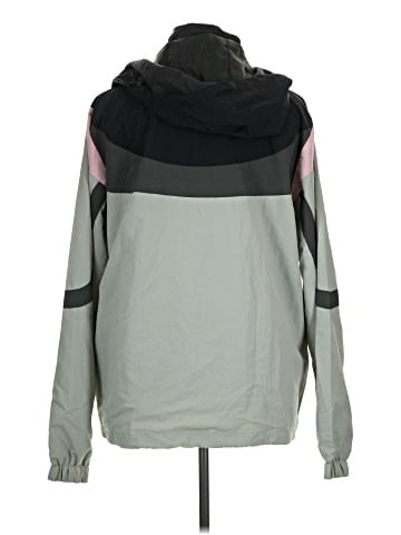Ellesse Windbreaker (view 2)