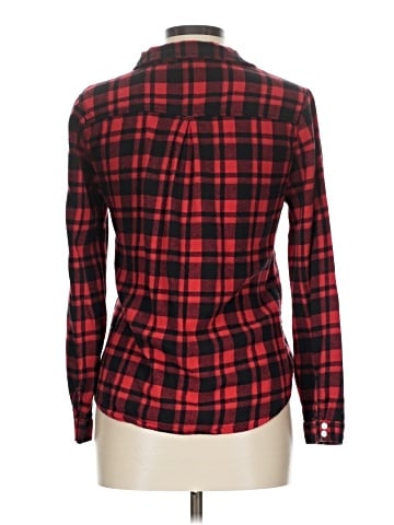 Charlotte Russe Long Sleeve Button-Down Shirt (view 2)