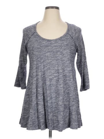 Deletta 3/4 Sleeve T-Shirt (view 1)