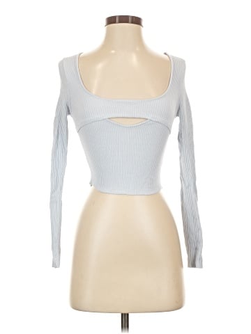 Urban Outfitters Long Sleeve T-Shirt (view 1)
