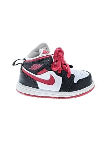 Air Jordan Sneakers (view 1)