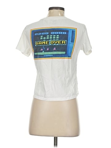 Levi's Short Sleeve T-Shirt (view 2)