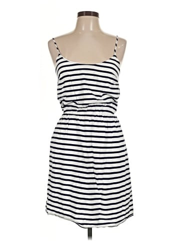 Old Navy Casual Dress (view 1)