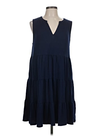 Crown & Ivy Casual Dress (view 1)