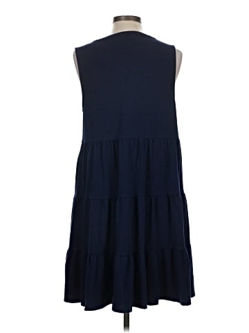 Crown & Ivy Casual Dress (view 2)