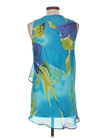 Magic Sleeveless Blouse (view 2)