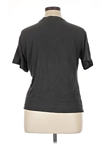H&M Short Sleeve T-Shirt (view 2)